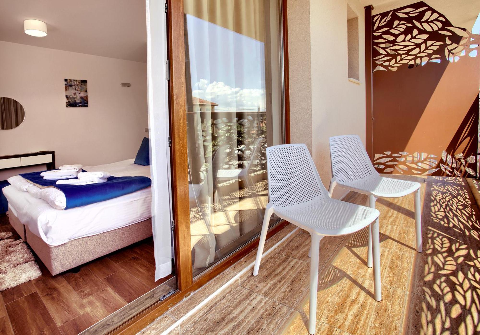 Guest House Wishmore Banja Pokoj fotografie