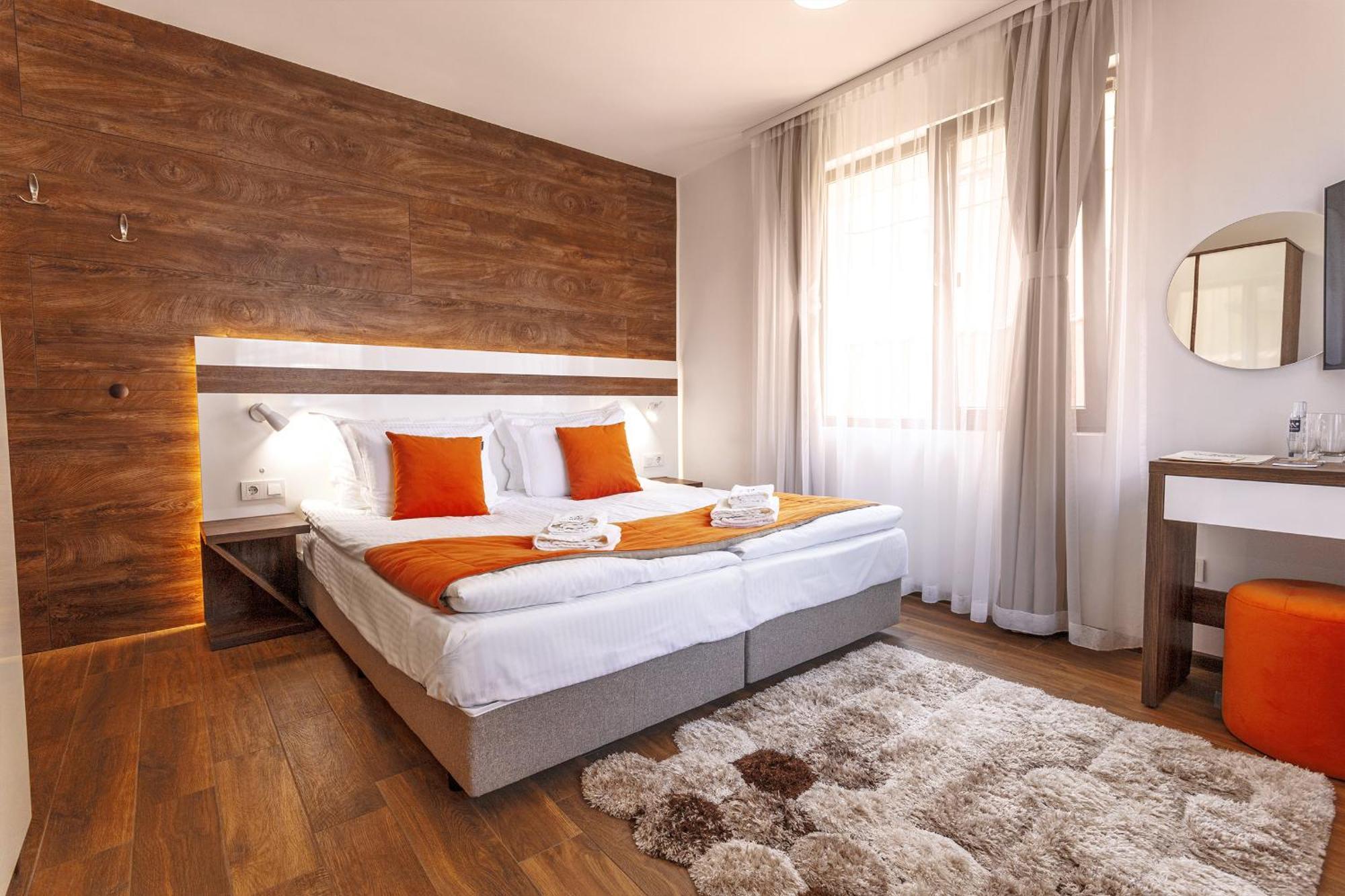 Guest House Wishmore Banja Pokoj fotografie